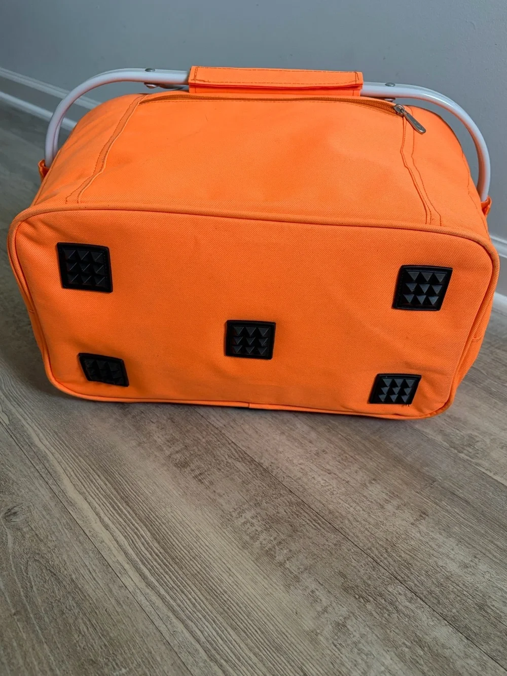 Picnic Time Metro Insulated Picnic Basket